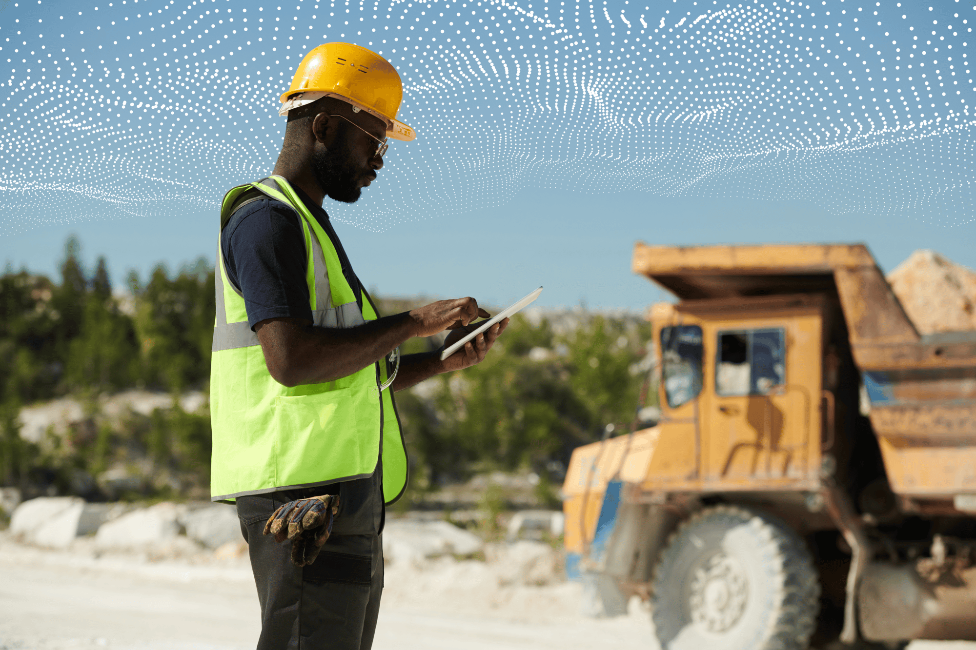 Worker_Tablet_On Job Site-1